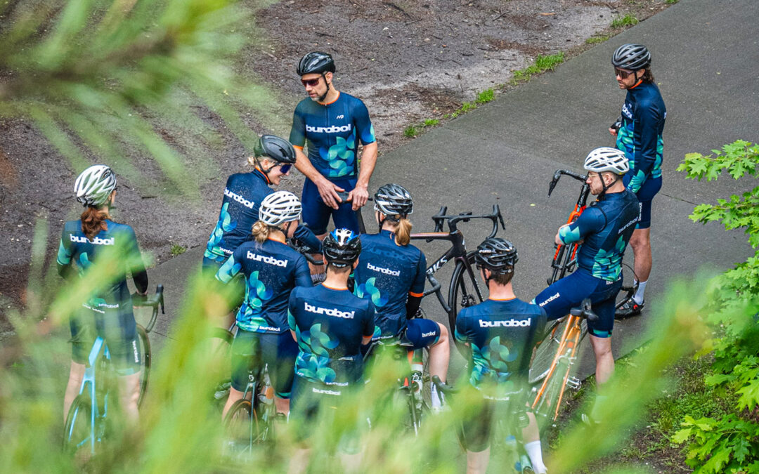 Fietsen doe je in Burobol-wielertenue